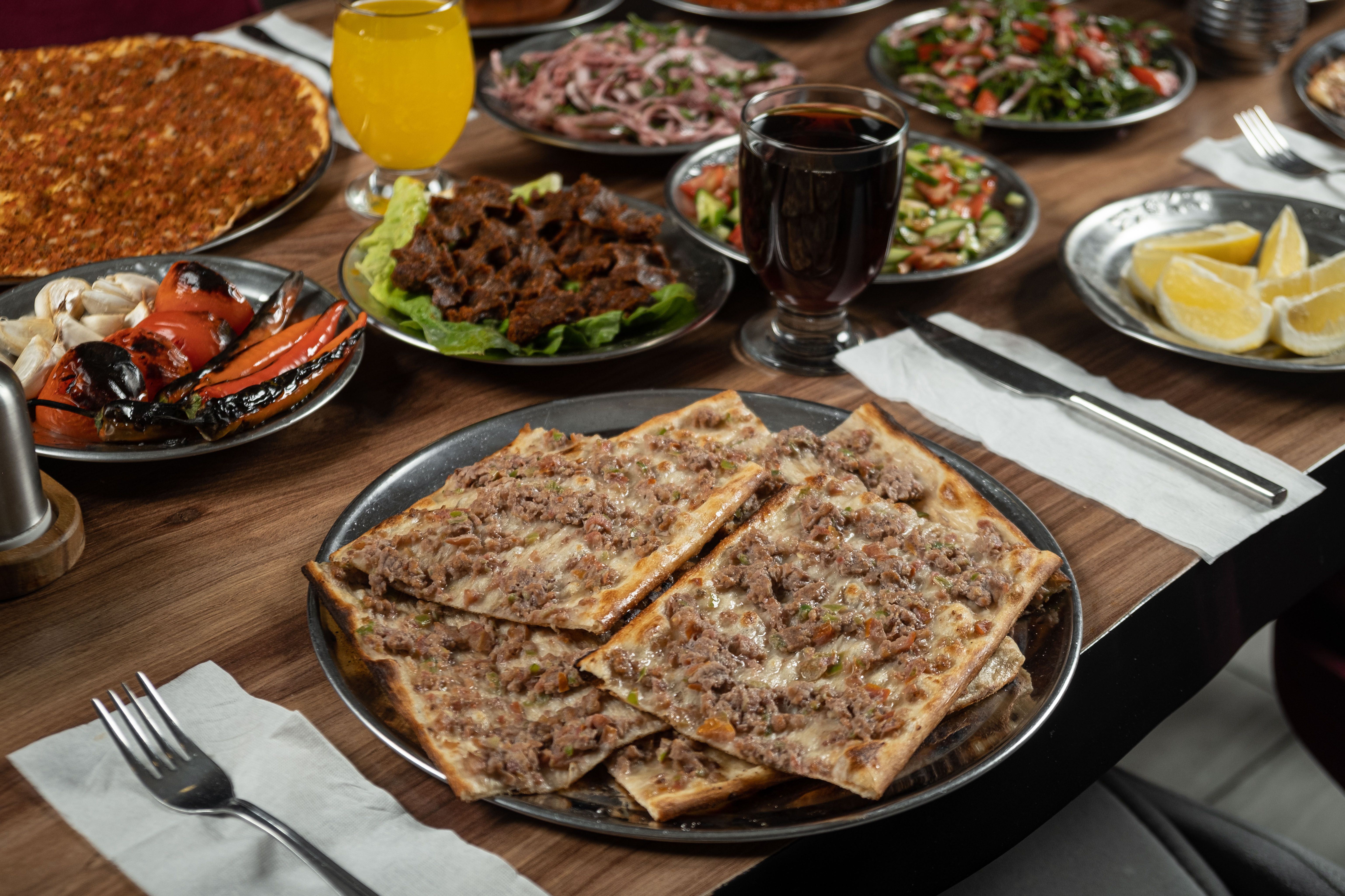 HAKAN ETLİEKMEK